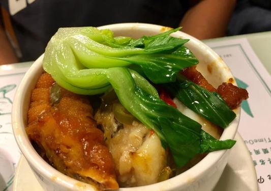 chicken feet pork rib rice 凤爪排骨饭