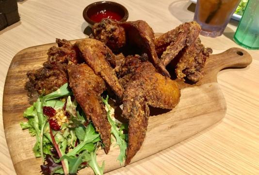 chicken wings - 5 for S$5.80