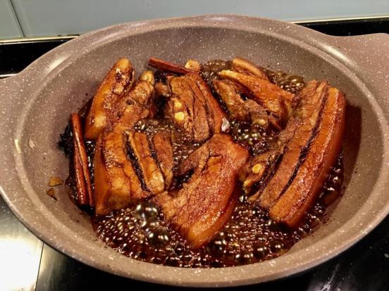 kongbak-braised-belly-pork2