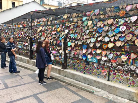 love locks - cheung chau in korean fever??