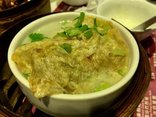 steamed fupijuan 蒸腐皮卷