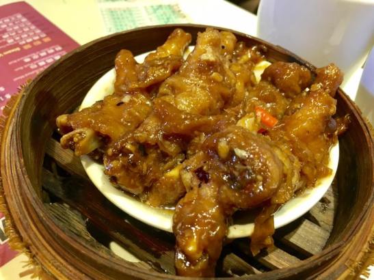 steamed chicken feet 蒸凤爪