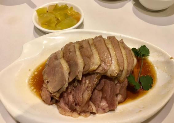 braised goose (regular portion) 鲁鹅例 = HK$198