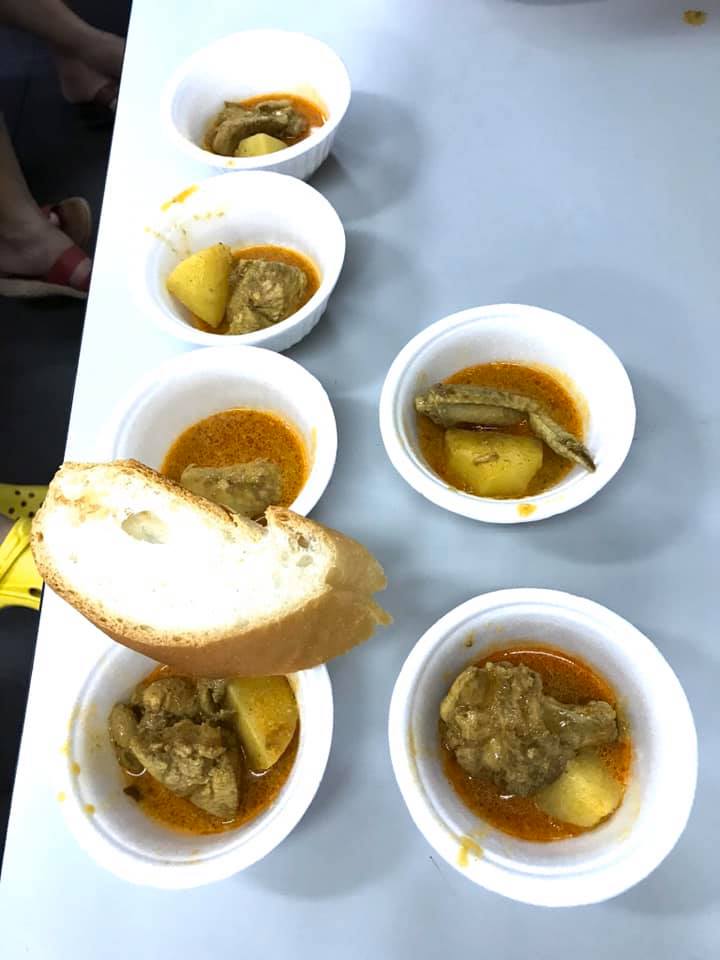 curry chicken with jiamtauroti