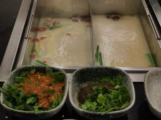 sharksbone and black chicken soup base