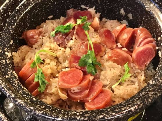 sausage claypot rice