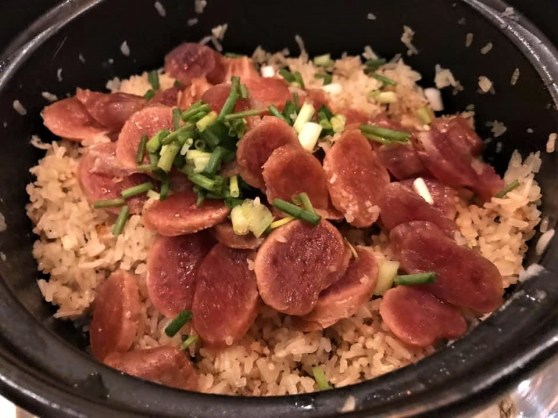 sausage claypot rice