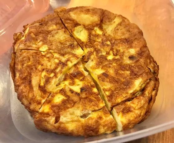 spanish omelette tortilla