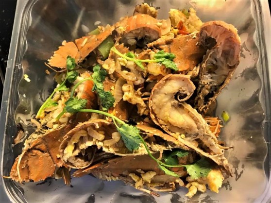 teochew crayfish with yellow onions